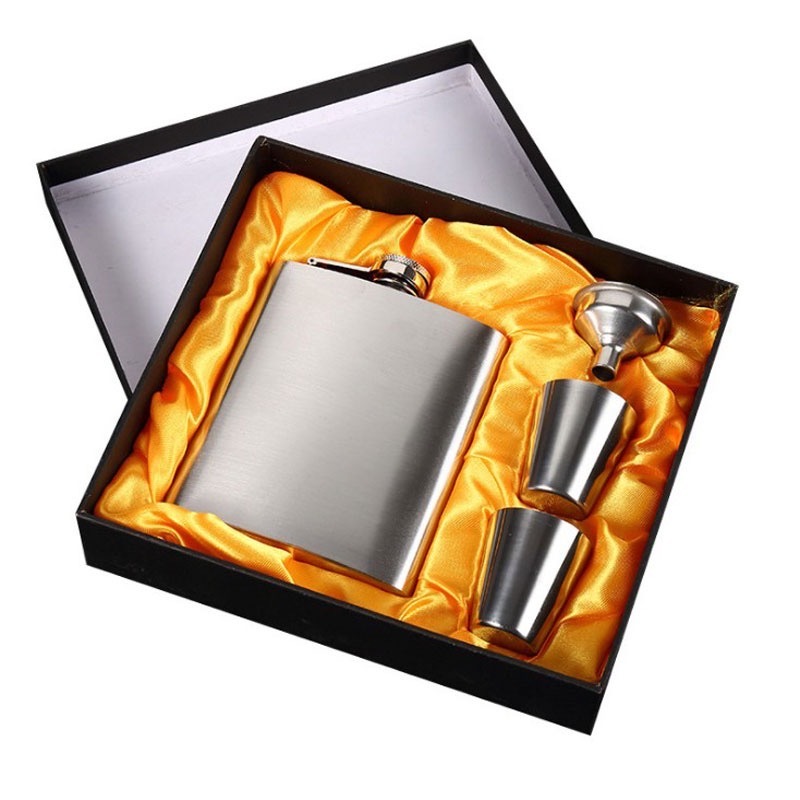 Hip flask gift box set with stainless steel flask
