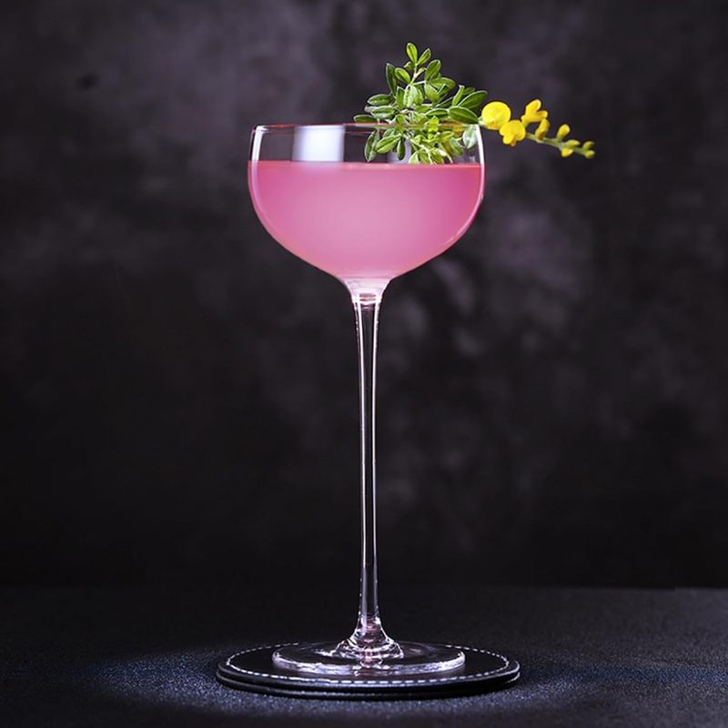 Custom etched logo vintage wine goblet, wholesale restaurant glassware